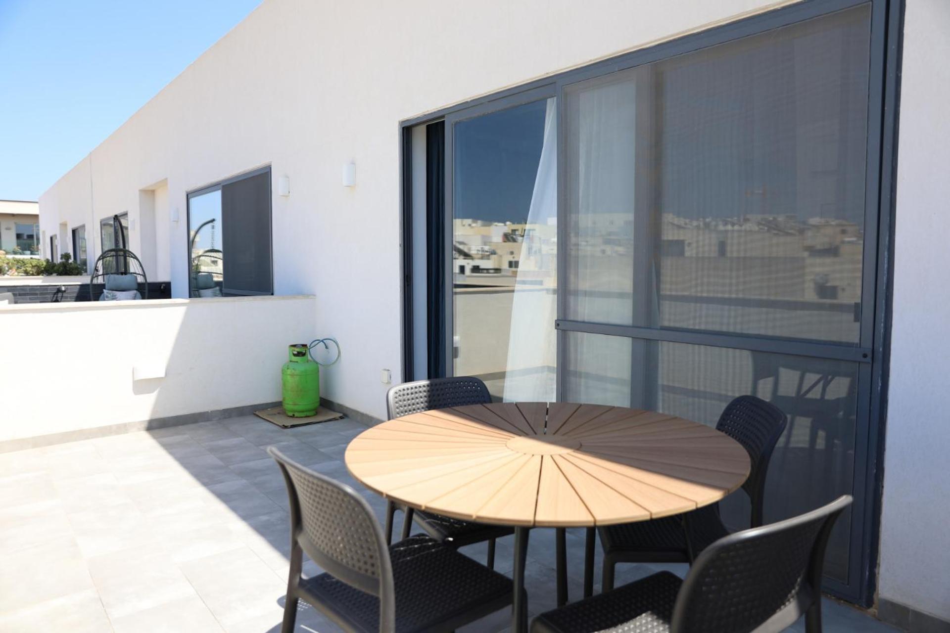 Penthouse With Terrace In Malta